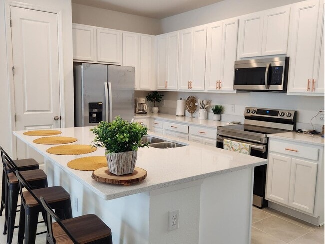 Photo - 827 Longboat Dr. Townhome