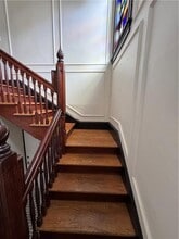Building Photo - 29 Powel Ave