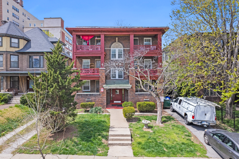 Primary Photo - 3820 Walnut St