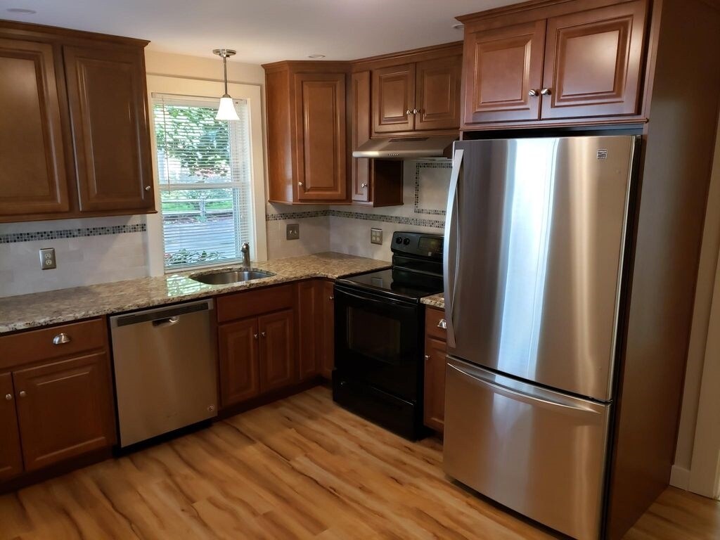 Primary Photo - 126 Hills Ferry Rd