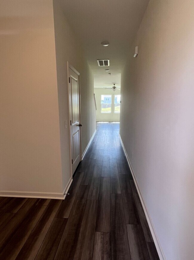 Foto del edificio - Beautiful 3 Bedroom Home In Cane Bay - Available Only For Lease Option