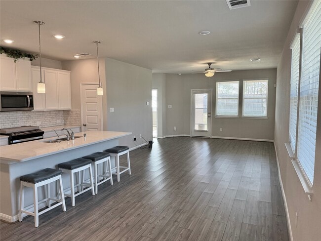 Building Photo - 2047 W Darlington Oak Ct