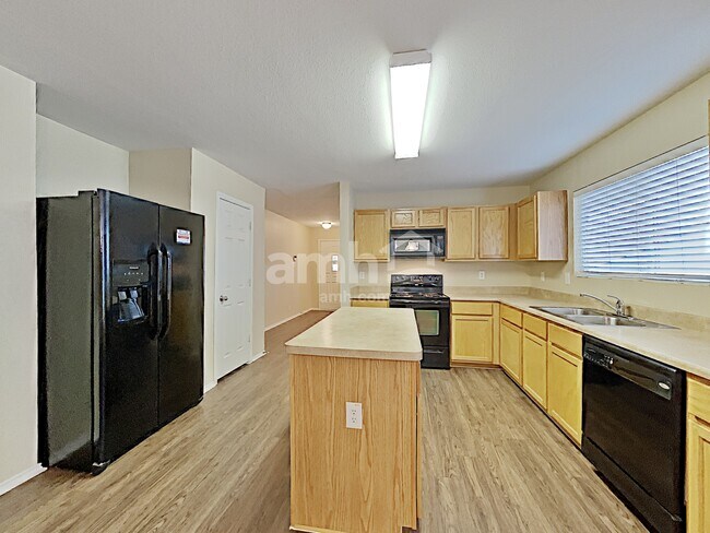 Foto del edificio - 8007 Abbotts Pointe