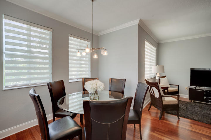 Foto principal - 11010 Legacy Dr