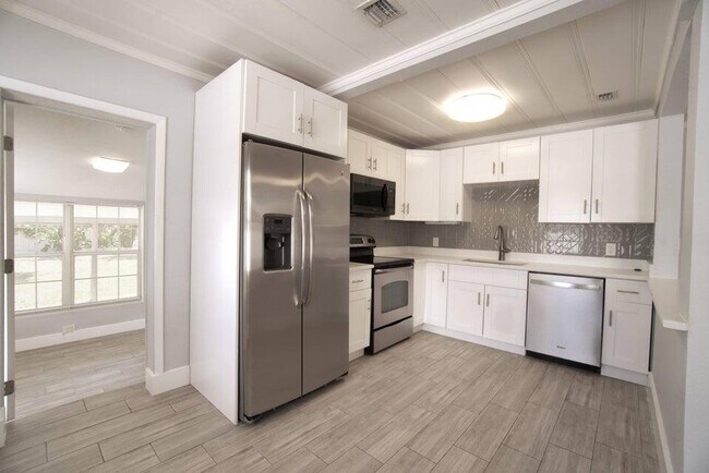 Foto del edificio - 1214 NW 1st Ave