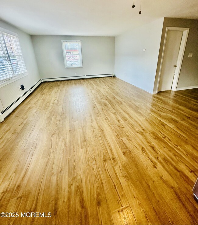 Building Photo - 273 Port Monmouth Rd