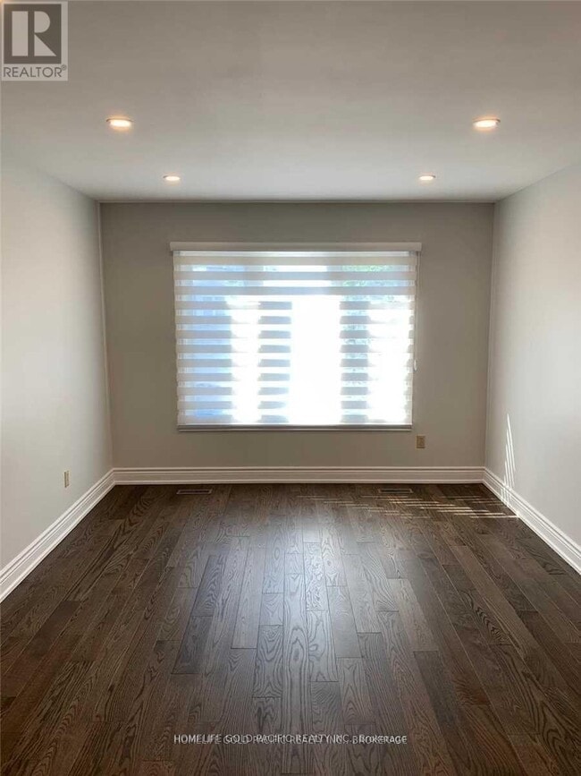 Building Photo - 50 Penmarric Pl