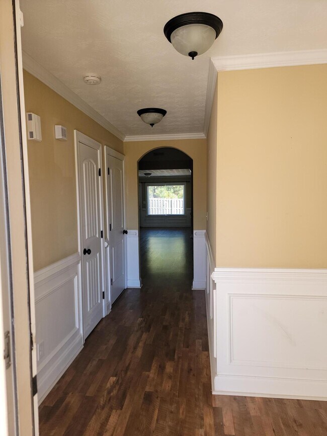 Foto del edificio - 2581 Kirby Ave