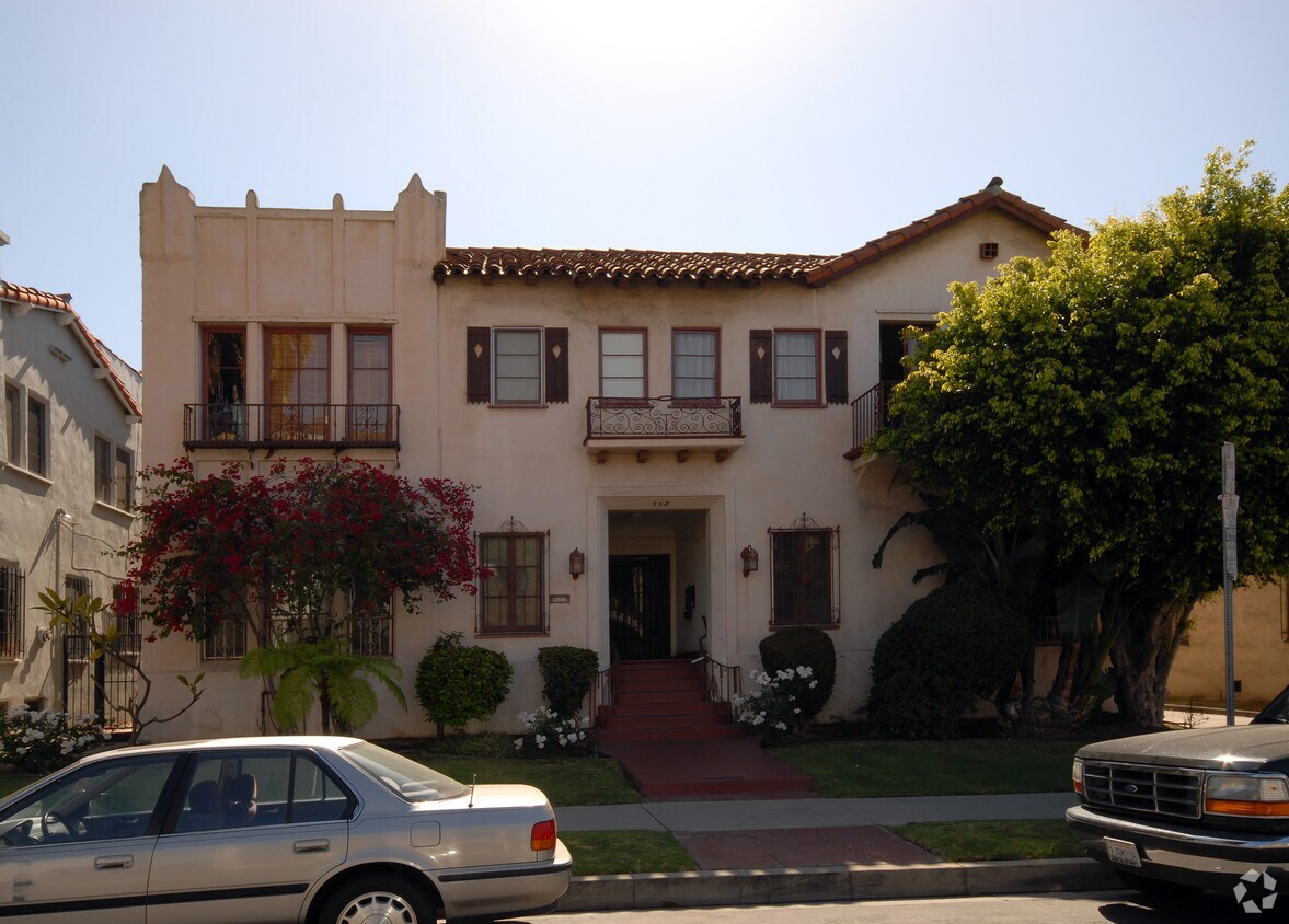 Building Photo - 358 S Cochran Ave