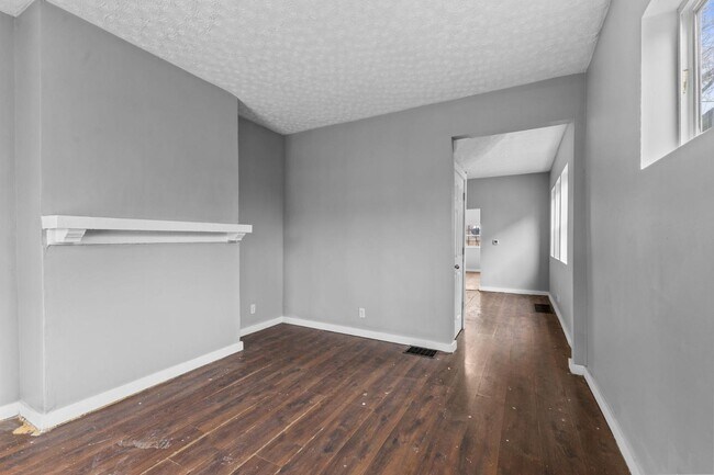 Photo - 1737 Terrace Ave Apartment