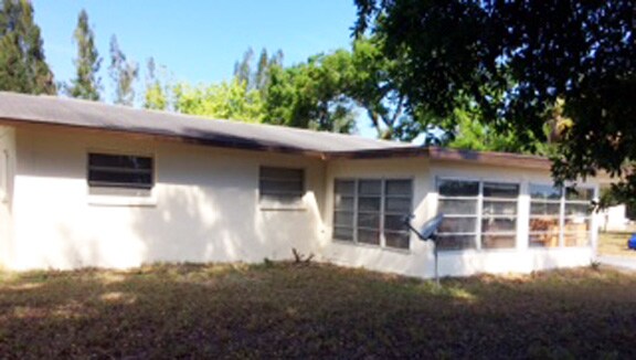 Building Photo - 7906 Suncoast Dr