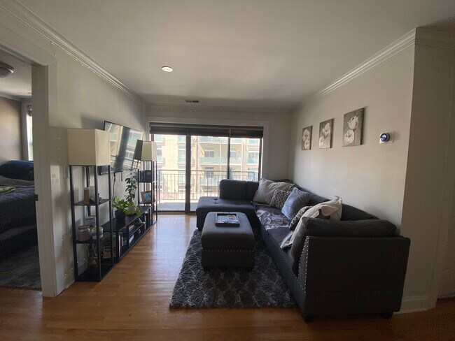 Foto del edificio - 4144 N Sheridan Rd
