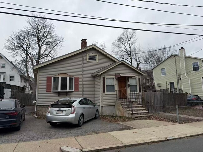 Building Photo - 24 Arden St