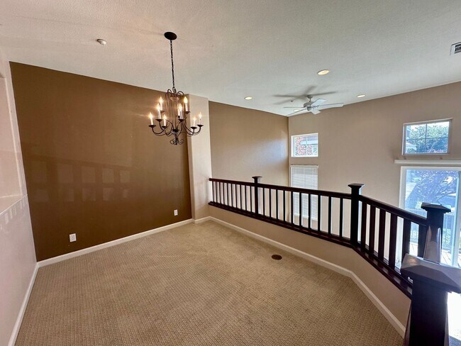 Foto del edificio - Luxurious 3 Bedroom 2.5 Bath in Union City!