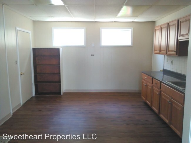 Building Photo - 3 br, 1 bath House - 283 Ludington