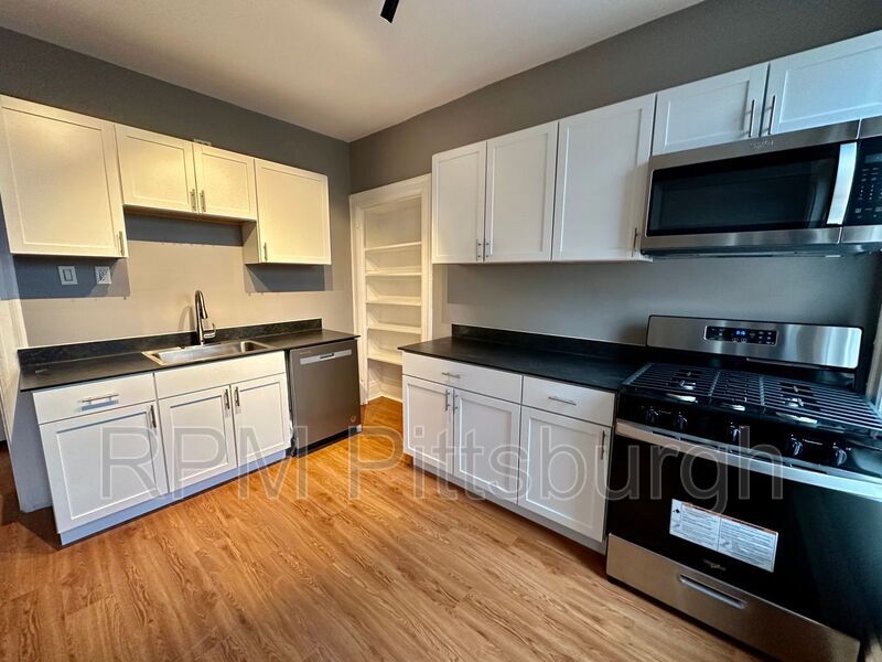 Foto principal - 201 Lincoln Ave