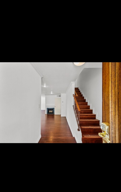 Foto del edificio - 9701 Vía Roma