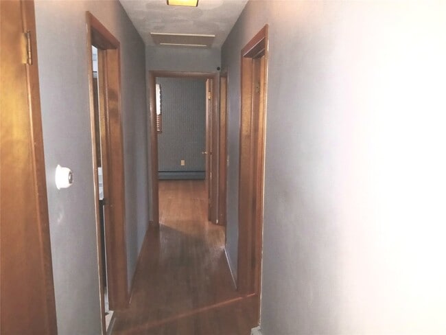 Foto del edificio - 5 Meadow Brook Ln