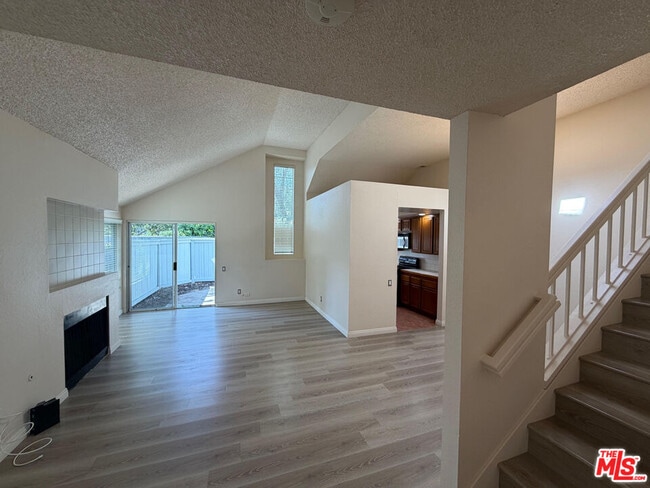 Building Photo - 5740 Canterbury Dr