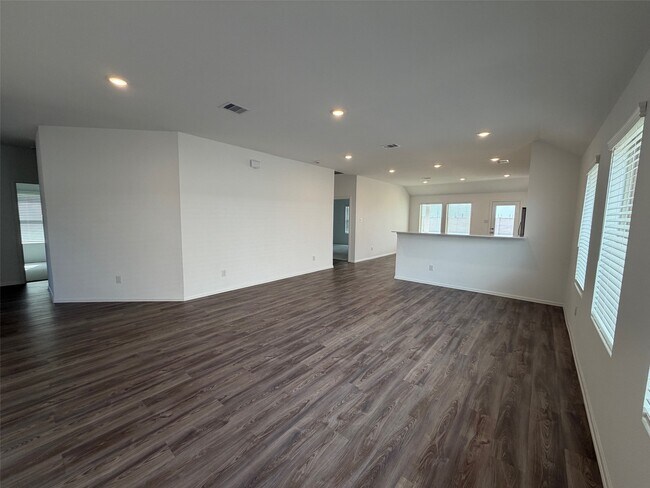 Foto del edificio - 5804 Knox Lndg Dr