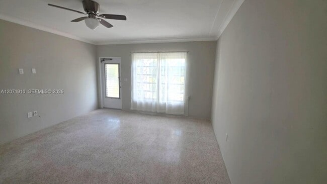 Building Photo - 260 SW 31st Ct
