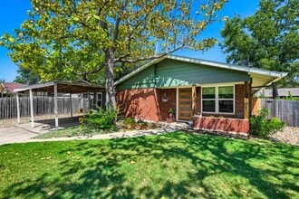 Building Photo - 5503 Wellington Dr