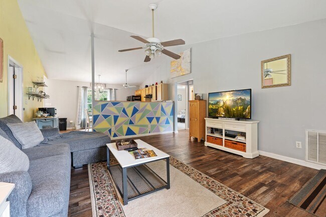 Foto del edificio - ** $500 OFF FIRST MONTH’S RENT ** 3be/2ba ...