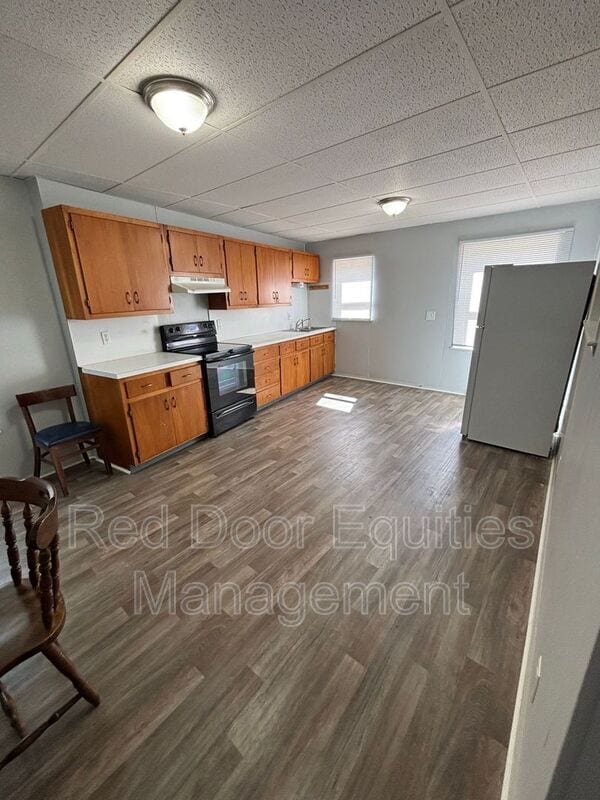 Foto del edificio - 403 W Wheeling St