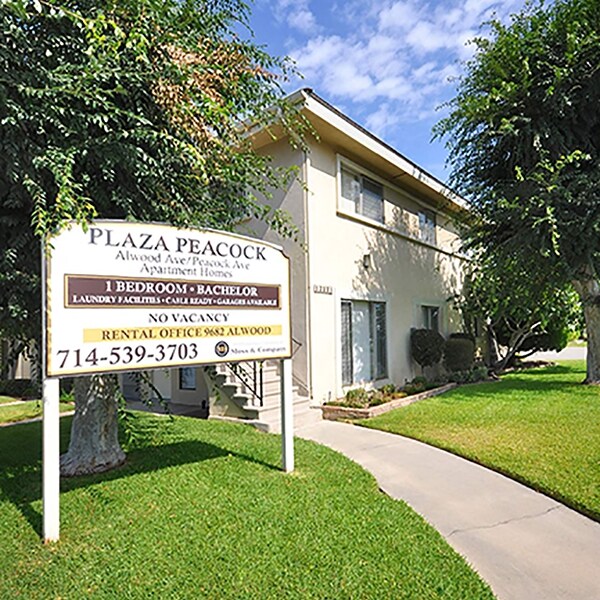 Plaza Peacock Rentals Garden Grove, CA
