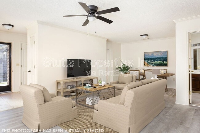Interior Photo - Creekside Apartments