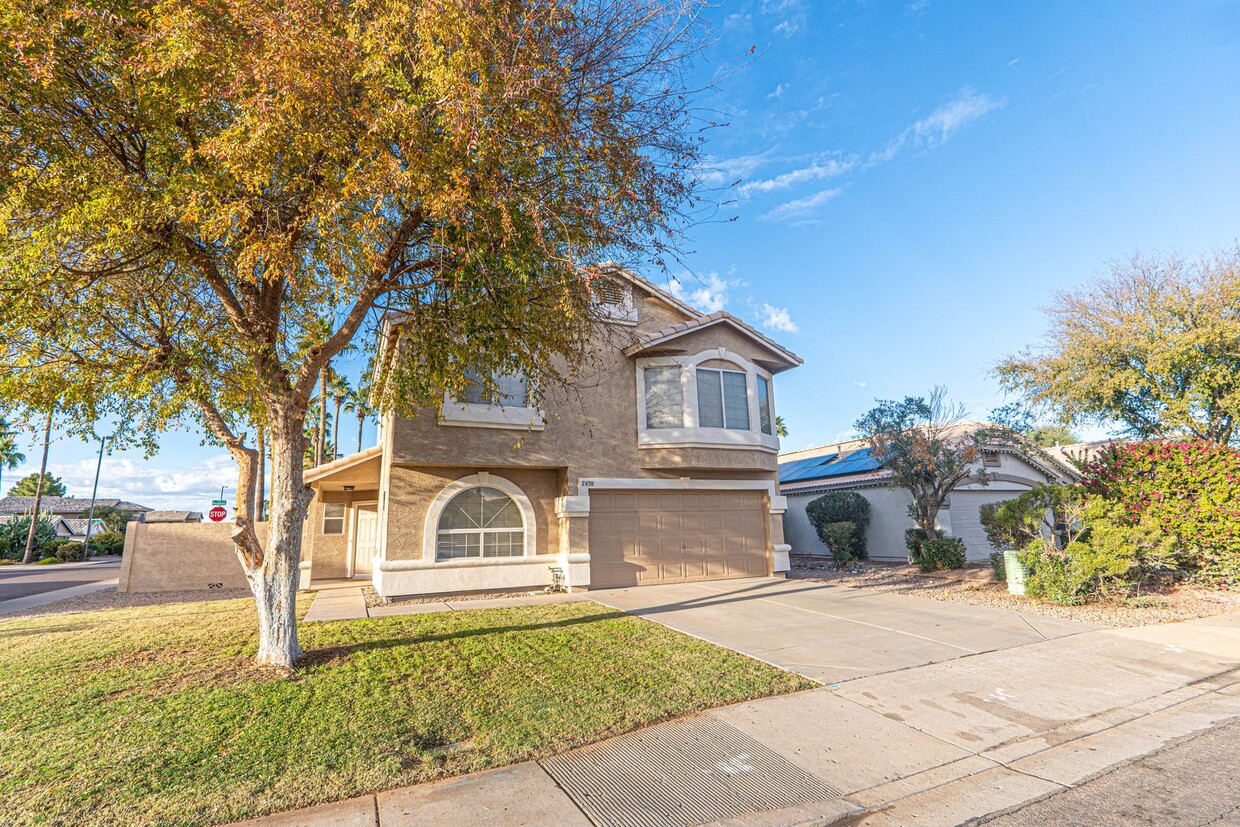 Foto principal - WELCOME HOME to your 4 Bed/2.5 Bath in Mesa!