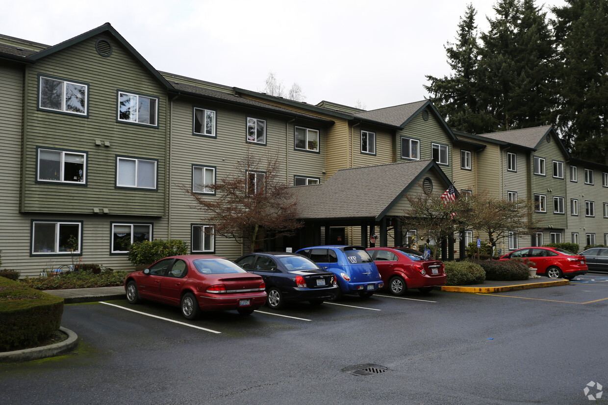 Building Photo - Lake Woods II Senior Apartments