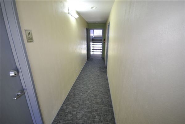 Building Photo - 442 3rd St