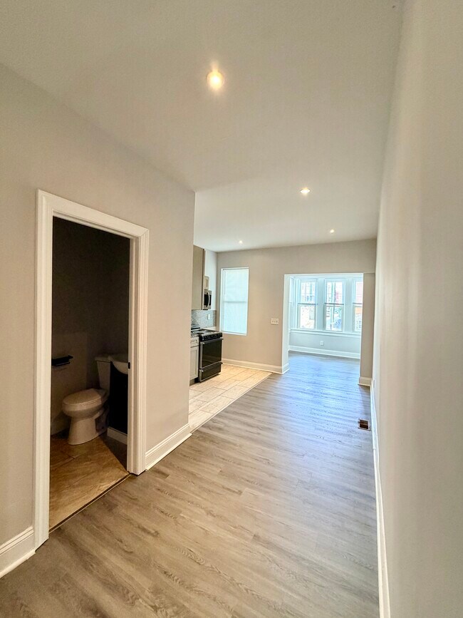 Foto del edificio - 1824 N 54th St