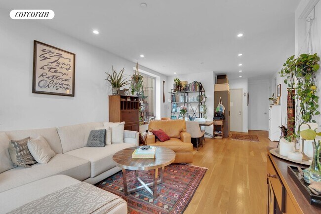 Building Photo - 719 Dean St