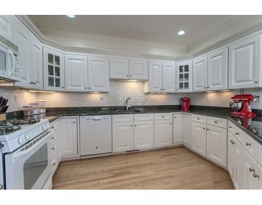 Building Photo - 810 Ledgewood Way