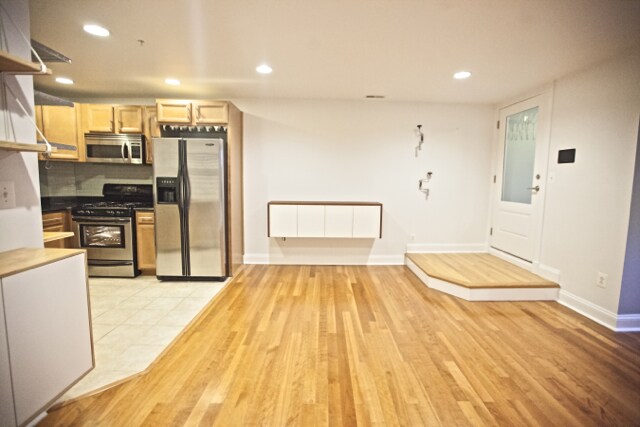 Foto del edificio - Sweet Bloomingdale TwoBedroom!