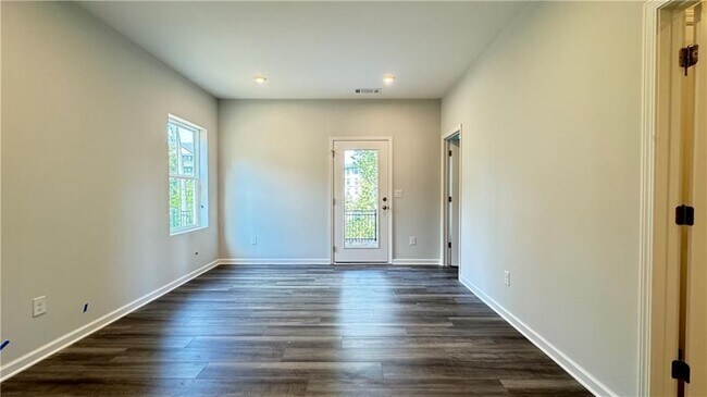 Building Photo - 1479 Creekside Cir NW