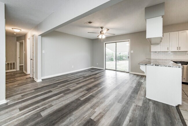 Foto del edificio - 17 Chalet St