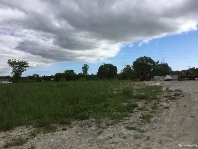 Building Photo - 1728 Wadhams Rd