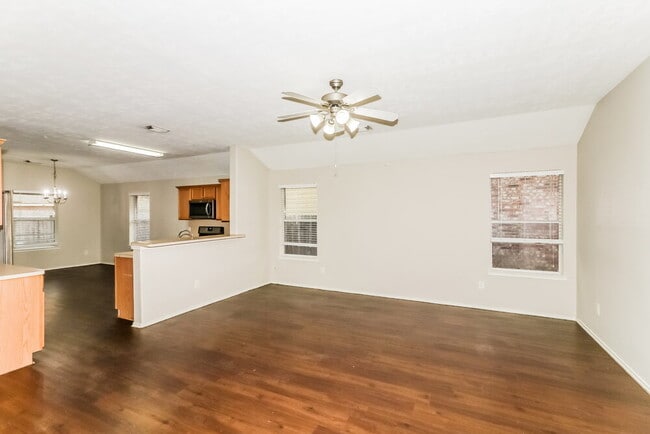 Foto del edificio - 4786 Wind Trace Dr
