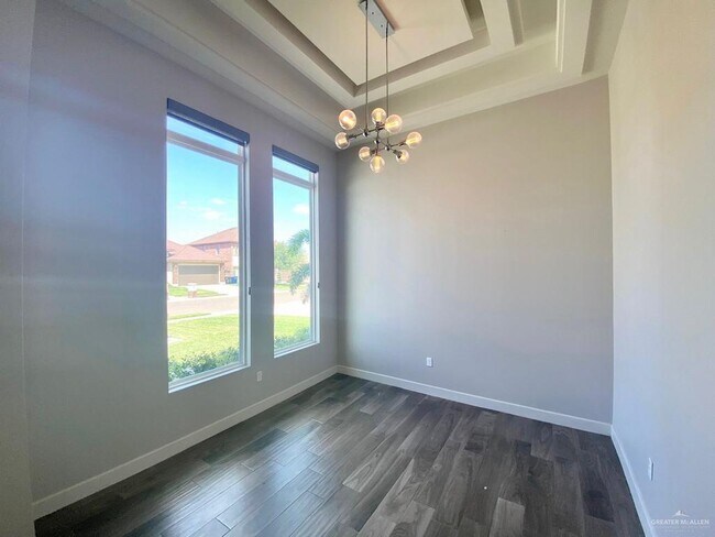 Foto del edificio - 2117 Queens Ave