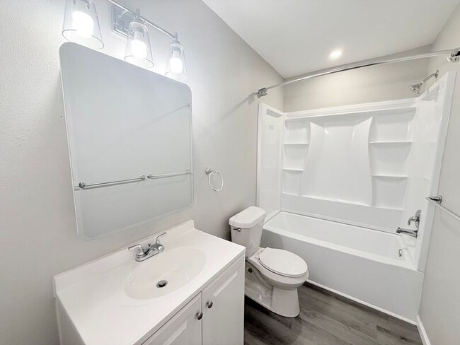 Foto del edificio - 1804 Doctor M.L.K. Jr Dr