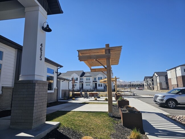 Photo - 13526 Maximus Dr Townhome