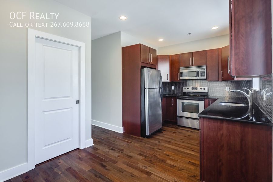Primary Photo - Two Bed Graduate Hospital Apartment