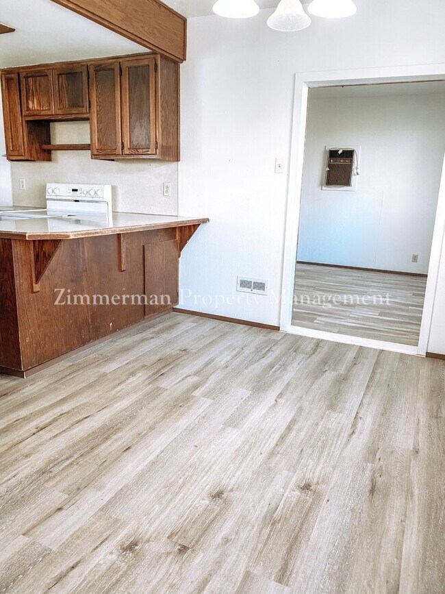 Building Photo - 2 br, 1.5 bath House - 29534 Meadow View Rd