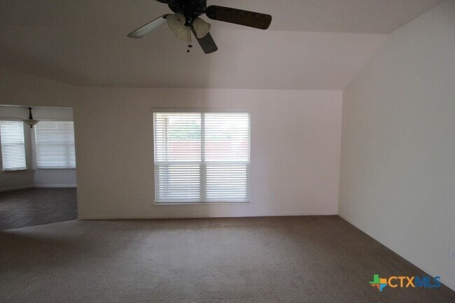 Foto del edificio - 3517 Settlement Rd