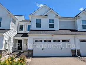 Building Photo - 5023 Useppa Trl