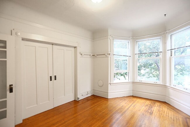 Building Photo - OPEN HOUSE: Thursday (8/14) 6:30pm-7:00pm....
