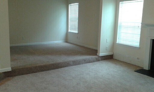 Foto del edificio - 150 Ontario Dr